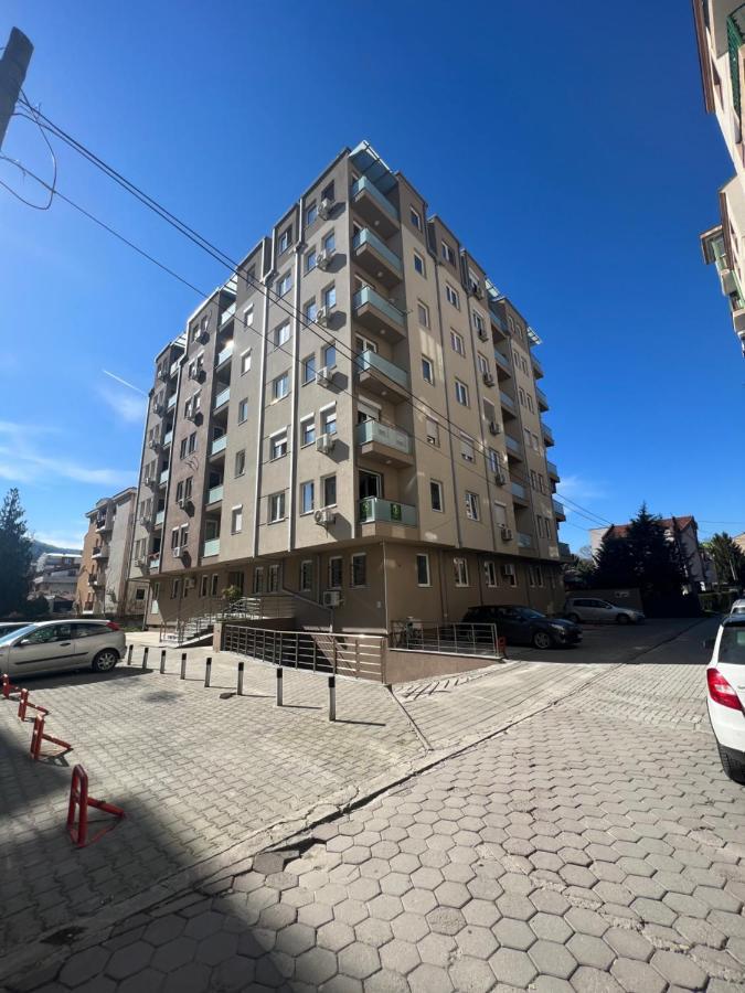 Luxury Apartment Nefertiti Skopje Bagian luar foto